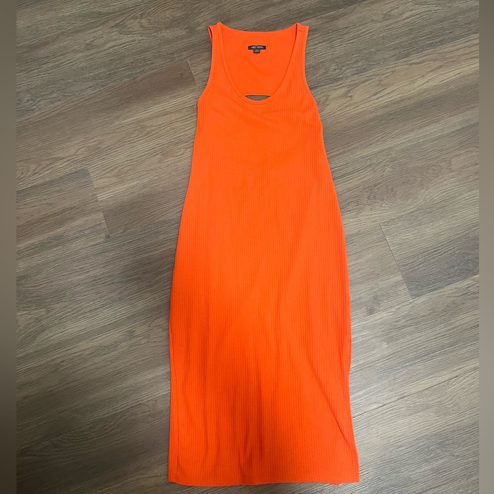 Ribbed Midi Dress